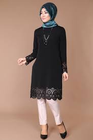 Krep Lazer Kesim Kolyeli Tunik Siyah Urun Kodu Msw21998 59 90 Tl Kadin Giyim Kiyafet Elbiseler