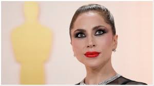 LA Wildfires: Airbnb criticized after not canceling woman's booking