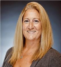 Helen Claxton's Instagram, Twitter & Facebook