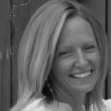 Sheila Grabowski's Instagram, Twitter & Facebook