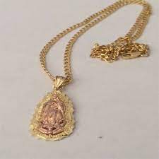 Pin On Gold Chains