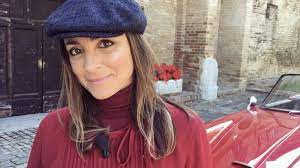 Ospite della giornalista serena bortone nello studio di «oggi è un altro giorno», la conduttrice tv ha confidato con un sorriso: Camila Raznovich Da Bambina Fui Selezionata Per Un Esperimento L Analisi Mi Ha Aiutata A Ricordare La Paura Brevenews Com