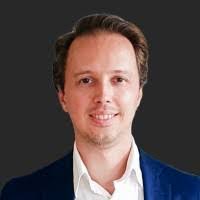 Derek Brookshire's Instagram, Twitter & Facebook