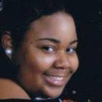 Gloria Linton's Instagram, Twitter & Facebook