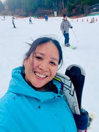 Mountain Futatabi- is one of the mountain that along Mountain Rokko area in  Kobe city. You can drive through "Oku-Saido-Driveway" to reach Futatabi  Park, as well as connect to "West Rokko Driveway"