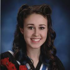 Olivia MacFarlane (@OliviaMac123)