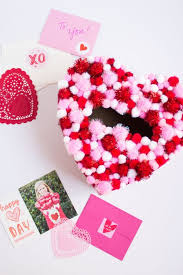 This special edition valentine's day box includes a lalicious sugar kiss velour body melt, wine for two stemless wine. 10 Best Diy Valentine S Day Boxes In 2018 Homemade Valentine S Day Box