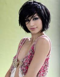 With this style, you can transform your look with just one simple chop. Pin On Hair Skincare Makeup Etc