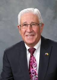 Former state Rep. Larrañaga dies