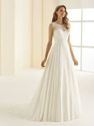 Si estas buscando vestidos de novia talle grande aquí te mostramos modelos de vestidos que van a hacerte lucir preciosa, las telas y los cortes de estas espectaculares diseños , cortos, largos, sencillos, con encajes y mas te van a servir de ayuda para elegir el tuyo. Vestidos De Novia Online Mejor Precio