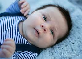 Happy August!☀️I'm Isaac, an anesthesiology resident by day and  photographer/editor by night here in the MA/RI/CT area. If you need  photographer for individual, family, or other portraits, let me know! Thank  you!