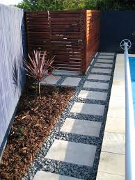 Hiding Pool Pump And Pretty Pathway Backyard Pool Landscaping Landscaping Around Pool Pool Equipment Enclosure