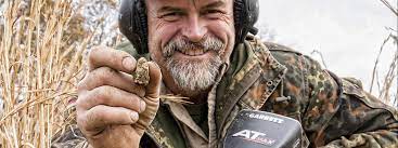 Metal detectors are useful for finding metal inclusions hidden within objects, or metal objects buried underground. History Hunters Metal Detecting Technology In Search Of Gold E T Magazine