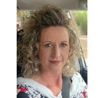 Michelle Elkins's Instagram, Twitter & Facebook