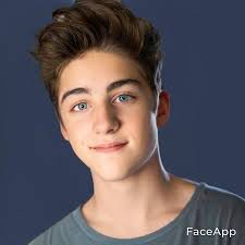 Kid Danny, teen Danny, normal Danny, and old Danny. : r/DannyGonzalez