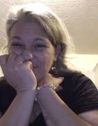 Lisa Woodall's Instagram, Twitter & Facebook