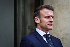 Otages du Hamas : Emmanuel Macron remercie le Qatar pour « son rôle décisif  » dans la libération d'Ofer Kalderon