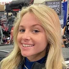 Hillary Martin's Instagram, Twitter & Facebook