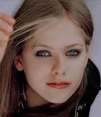 Avril Lavigne via Instagram post 2023 🖤