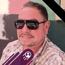 Finalmente llega el momento de la entrega del Ford Mustang 1965 a Mario  Bahena, es un regalo de parte de sus hijos que ven como recibe este  presente de manera muy emotiva,