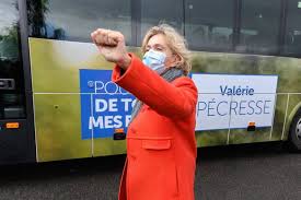 Valérie pécresse, candidate offensive pour un second @vpecresse entre officiellement en campagne pour les #regionales2021. Regionales En Ile De France Un Sondage Predit Un Premier Tour Tres Facile Pour Valerie Pecresse