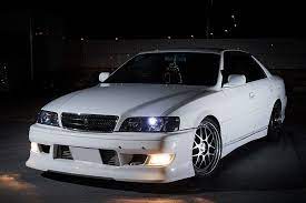 クルマとバイクをこよなく愛する22歳の若者が惚れ込んだ1台 トヨタ チェイサー ツアラーv jzx100型 トヨタ自動車のクルマ情報サイト gazoo トヨタ 高級車 クレスタ