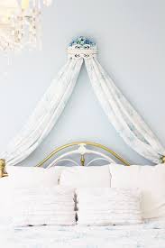 Bed crown canopy diy canopy canopy tent bed canopies hotel canopy beach canopy easy canopy crown. A No Sew Project Canopy Bed Crown Bed Crown Canopy Bed Diy Bed Crown Canopy