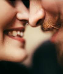 Kiss is an intense part of love making and loke making is an art. The Best Kissing Matches In The Zodiac Mom Com