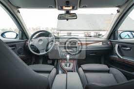 Teil 1 (heck) teil 2 (front) teil 3 (seite) teil 4 (innen) teil 5 (unterboden) teil 6 (motorumbau) teil 7 (bremse) historie. Innenraum Der Bmw E90 Limousine Mit Recaro Art Sitzen Salon Fototapete Fototapeten Reisen Konzept Schlussel Myloview De