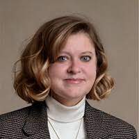 Kelly Foltz's Instagram, Twitter & Facebook