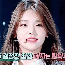 YEJI QUIEN CAMBIO LA FORMA DE SUS...