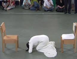 The Life And Death Of Marina Abramovic Watch Online Marina Abramovic The Artist Is Present Watch Online Google Zoeken With Images Marina Abramovic Creative Skills