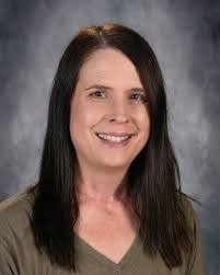 Kari Shoemaker's Instagram, Twitter & Facebook