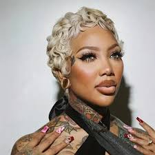 Wayne Tuggle Short Bangs