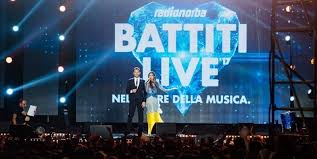 Questa notte ci siamo impossessati di una caratteristica musicale, nonché titolo di un brano di teho teardo recentemente ascoltato a battiti, per raccontarvi e proporvi un percorso d'ascolto obliquo, tutto al femminile Battiti Live Home Facebook