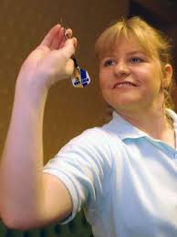 Darts finalists bid to join elite group of Evening Mail champions