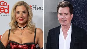 Mira Sorvino Recalls Charlie Sheen's 'Crack-Fueled' Proposal and 'Romy and Michele' Sequel Updates