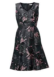 Neben einem plus size fashion week outfit look findet ihr auf dem hamburg blog schönwild die guido maria kretschmer fashion show 2017 und otto plus size fashion week outfit inspiration. Kleider Von Guido Maria Kretschmer Fur Frauen Gunstig Online Kaufen Bei Fashn De