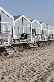 Strandhauser In Julianadorp Holland Holland Strand Urlaub Ferienhaus Holland Und Strandhauser