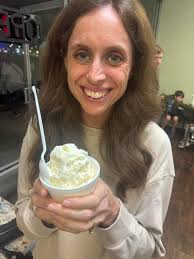 Thank you everyone that shared Lovey's ice cream. I had the peach and my  daughter had chocolate. It was so good and the lady is very friendly.  Highly recommend 😊