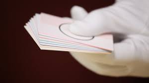 The luxe stands for luxury, and a luxe business card definitely expresses luxury. Moo Presents The Luxe Family Youtube
