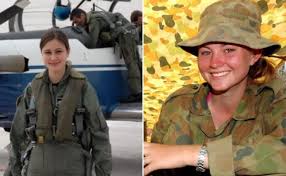 Many people actually thought that she was a real soldier when she posted her photos with guns and military knives. 10 Worlds Most Gorgeous Female Armed Forces Cute766