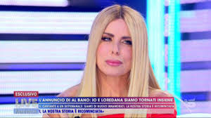 Mentre il rapporto con loredana lecciso va a gonfie vele, al bano racconta la sua esperienza con la vaccinazione per il covid editato in: Loredana Lecciso Su Al Bano A Live Non E La D Urso Ha Fatto Chiarezza Lanostratv