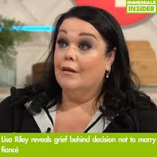 Lisa got engaged to partner Al in 2013