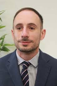 Tom Parrott's Instagram, Twitter & Facebook