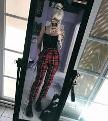 Aesthetic Black And White Plaid Pants Outfit Susse Hose Von Lovetootrue Im Stil Courtney Oh Und Susseste Courtney Hose Im Lovetootrue Stil Susse Susseste Trous Fashion Edgy Fashion Edgy Outfits