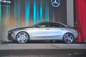 Rattväxelfunktionförvaringsfack för glasögoninnertak i svart tyginteriörpanel i mörk kolfiberoptikomfortstolar modul multifunktionsratt i läder progressiveprogressive line rattväxelpaddlar se edition sommardäcksänkt komfortchassi, 10 mm bak utökade funktioner för. Mercedes Benz A Class Sedan Arrives A 200 At Rm230k And A 250 At Rm268k Carsifu