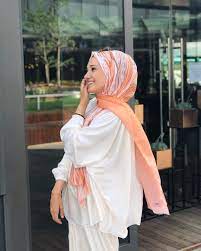 Image May Contain One Or More People And People Standing Fashion Hijab Fashion Hijab