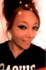 Amanda Lashley's Instagram, Twitter & Facebook