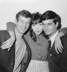 L'heureuse élue s'appelle nathalie tardivel. Jean Paul Belmondo Anna Karina And Jean Claude Brialy On Set Of Film A Woman Is A Woman December 5 Nouvelle Vague Jean Paul Belmondo Belmondo Jeune